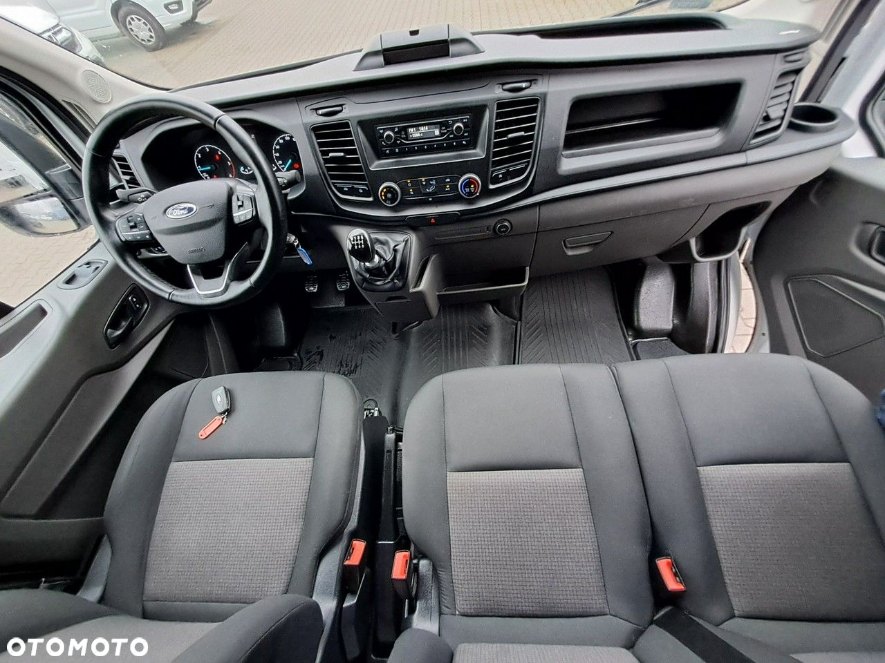 Ford Transit - 10