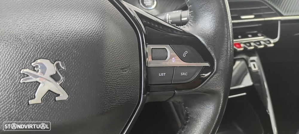 Peugeot 208 1.2 PureTech Allure - 39