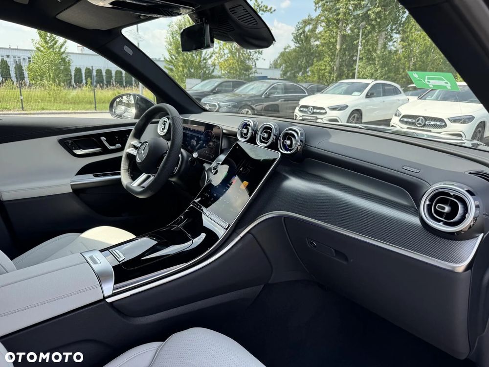 Mercedes-Benz GLC 300 e PHEV 4-Matic AMG Line - 17