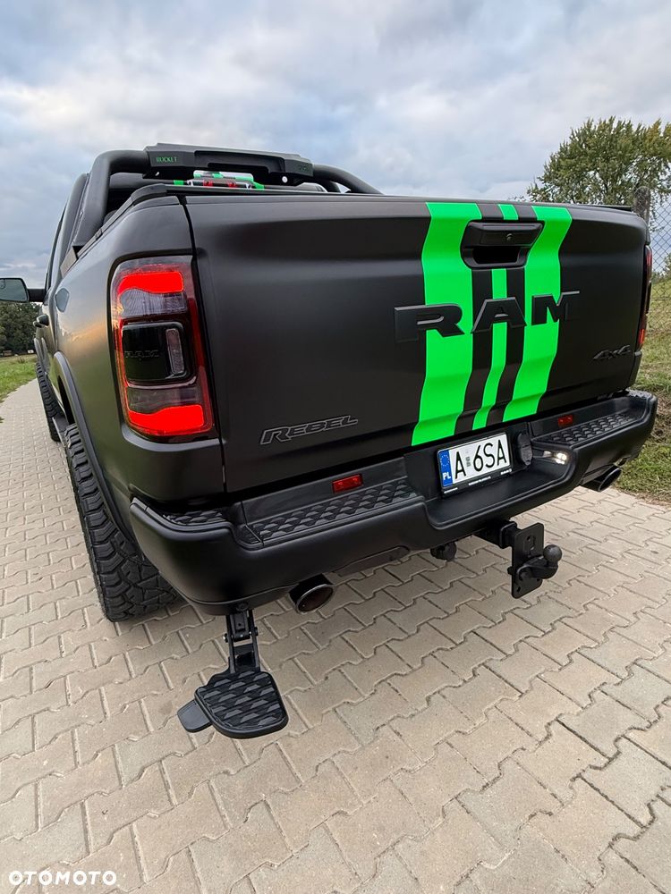 Dodge RAM 1500 5.7 4x4 - 29