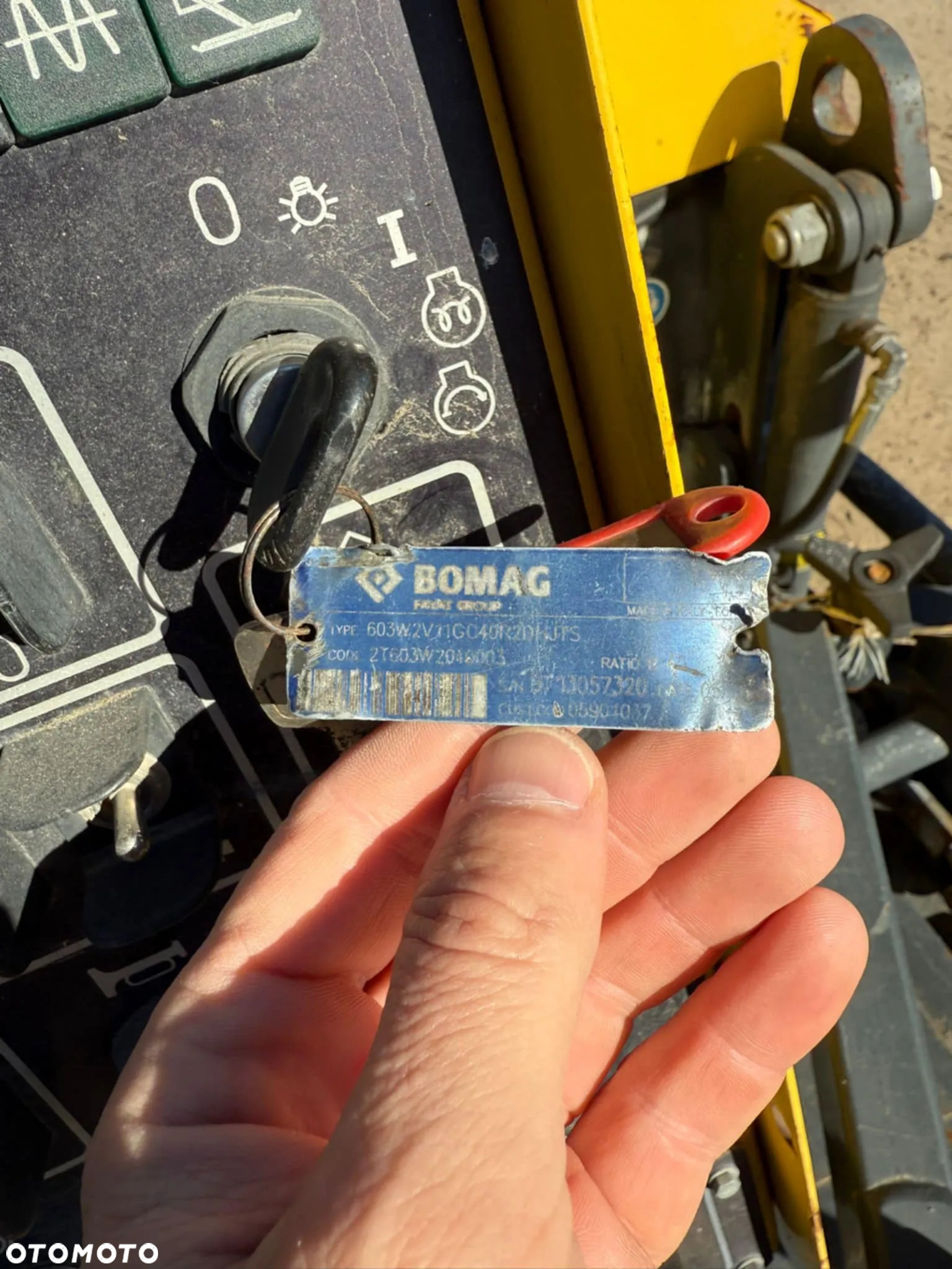 Bomag BF 223 C - 10