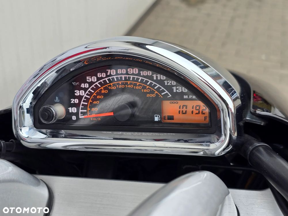 Suzuki Boulevard - 5