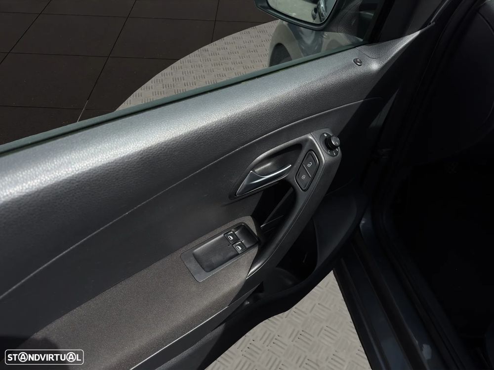 VW Polo 1.0 Trendline - 12