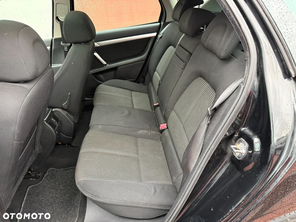 Peugeot 407 SW 140 - 13