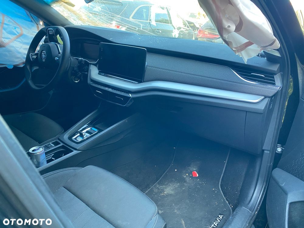 Skoda Octavia 1.4 TSI Plug-In Hybrid Sportline DSG - 2