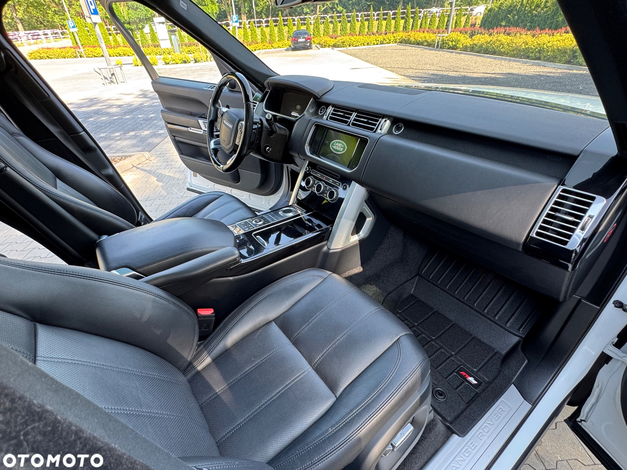 Land Rover Range Rover V8 Supercharged Autobiography Black - 17