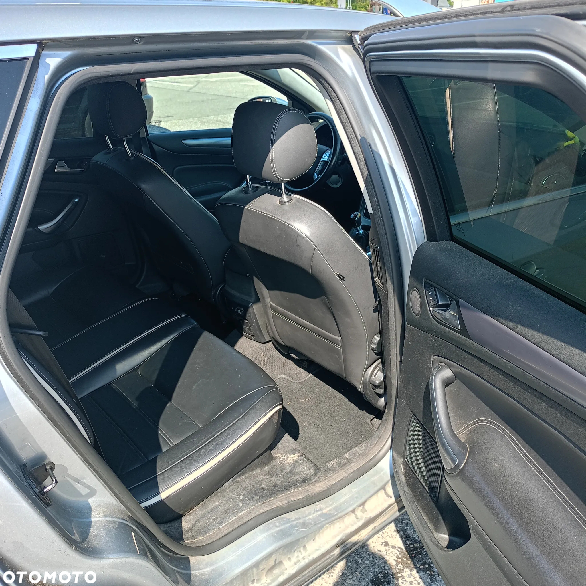 Ford Mondeo 2.0 TDCi Ghia - 9