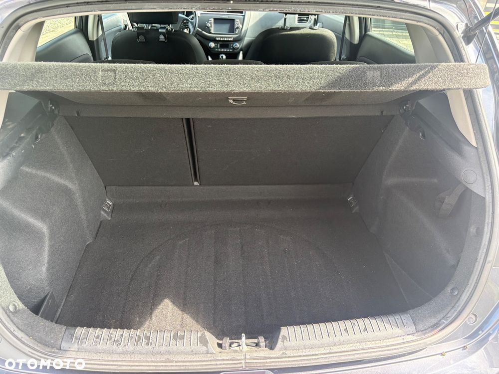 Kia Ceed 1.6 CRDi 136 ISG Dream Team Edition - 17
