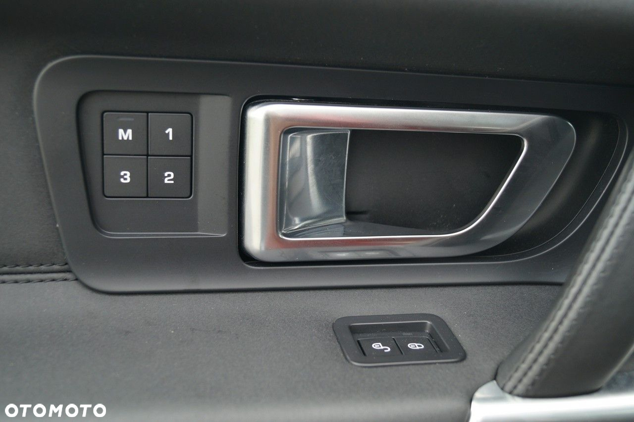 Land Rover Discovery Sport - 33