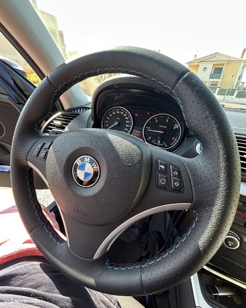 BMW 123 d - 25