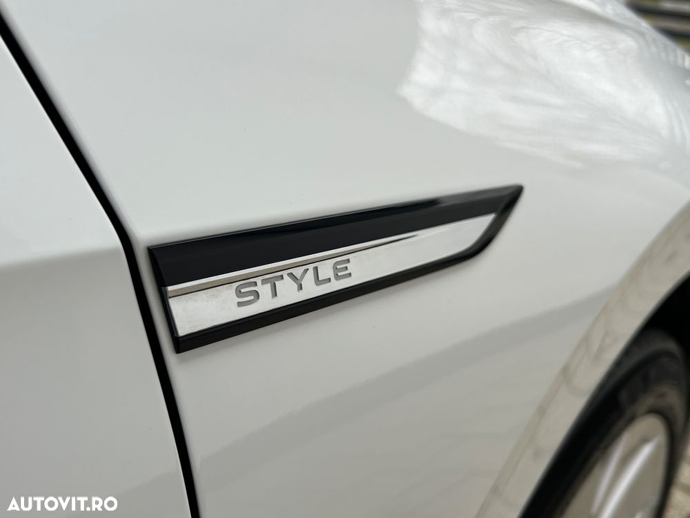 Volkswagen Golf 2.0 TDI 150CP DSG Style - 11