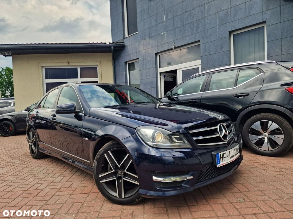 Mercedes-Benz Klasa C 180 7G-TRONIC AMG Line - 11