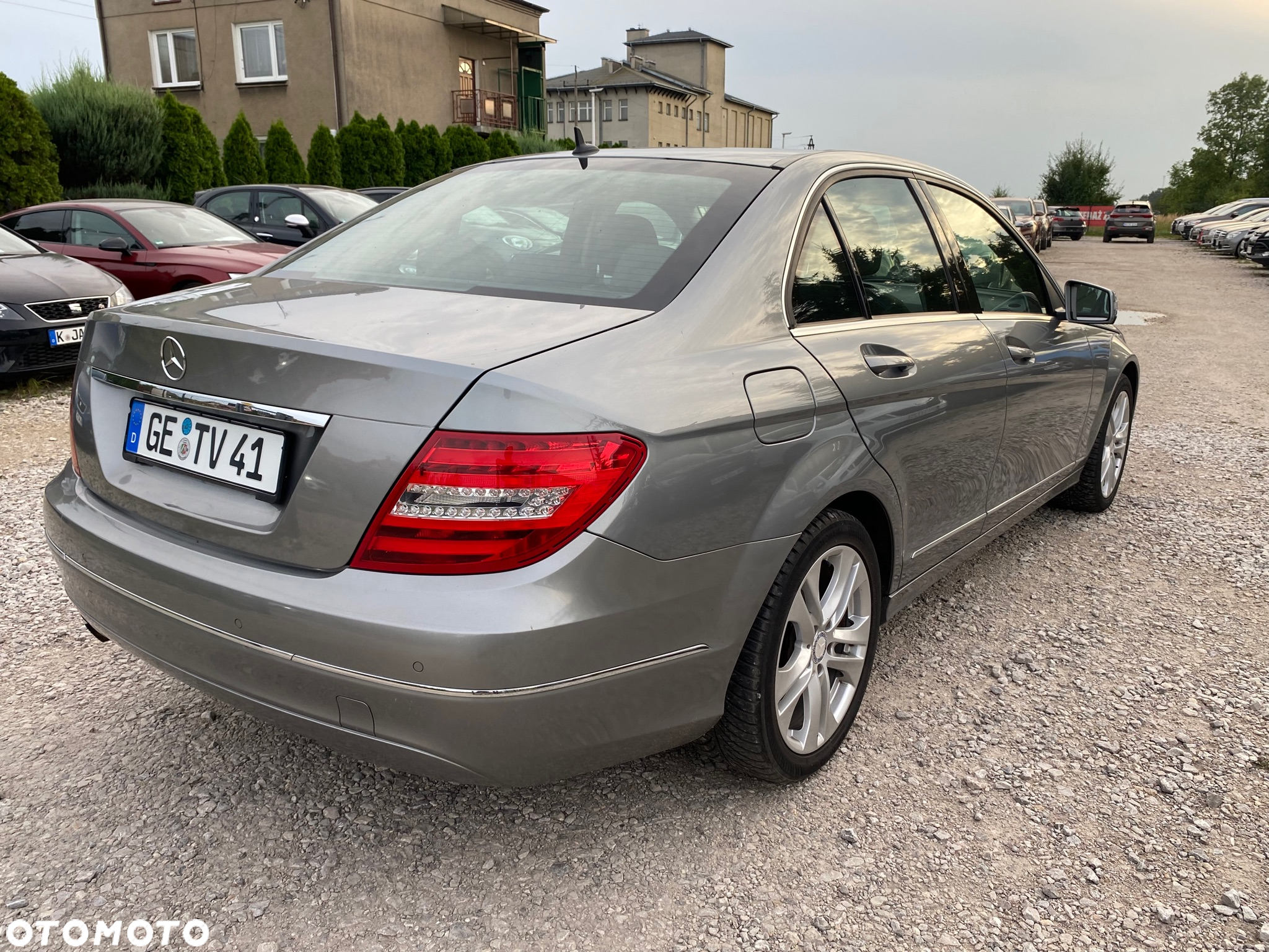Mercedes-Benz Klasa C 180 (BlueEFFICIENCY) Avantgarde - 12