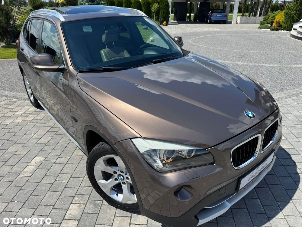 BMW X1 sDrive18i - 23