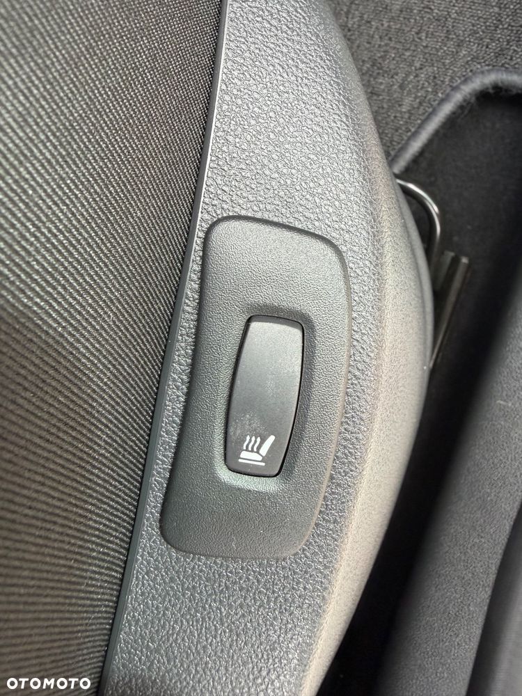 Renault Captur TCe 100 EXPERIENCE - 18