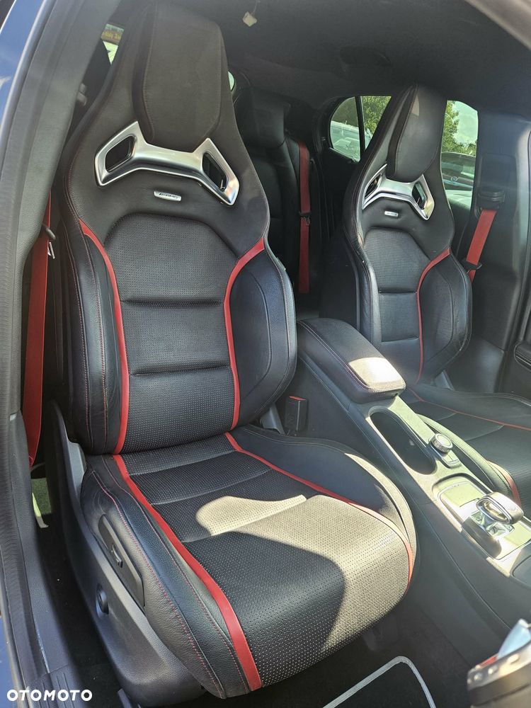 Mercedes-Benz GLA 45 AMG 4-Matic - 6