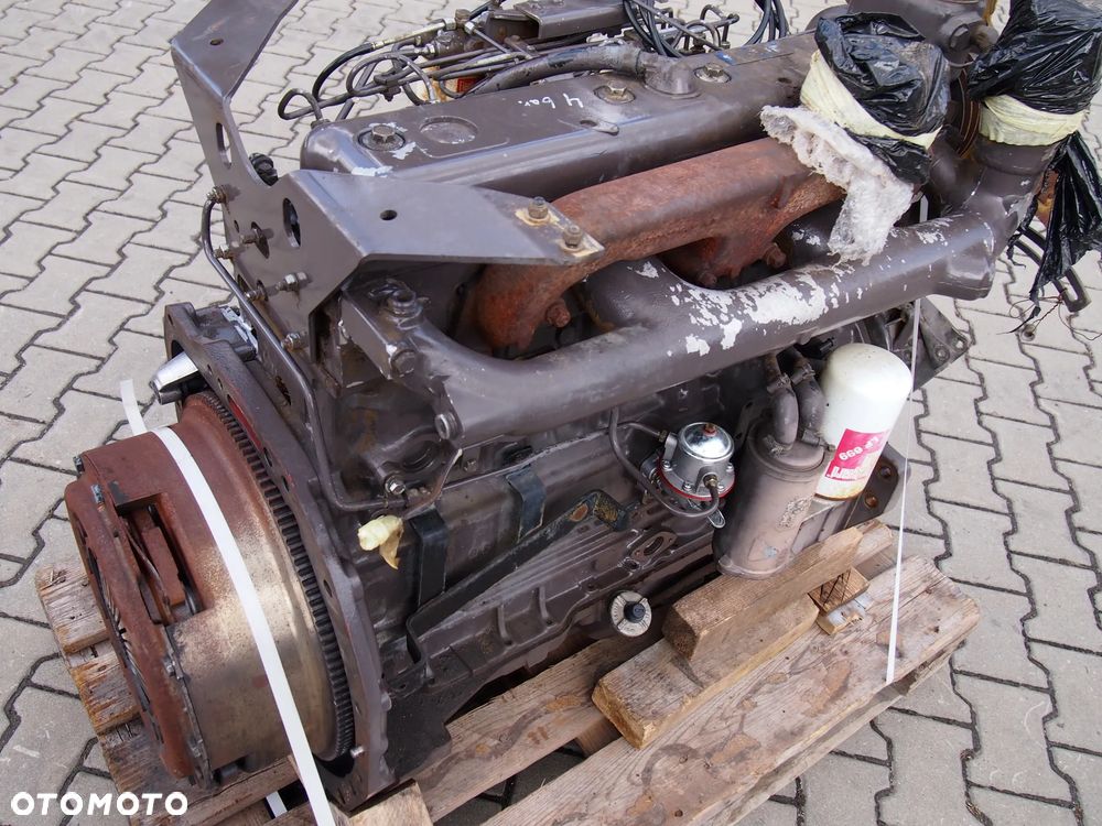 Perkins A6.354 Ciśnienie oleju na wolnych obrotach 4bary - 3