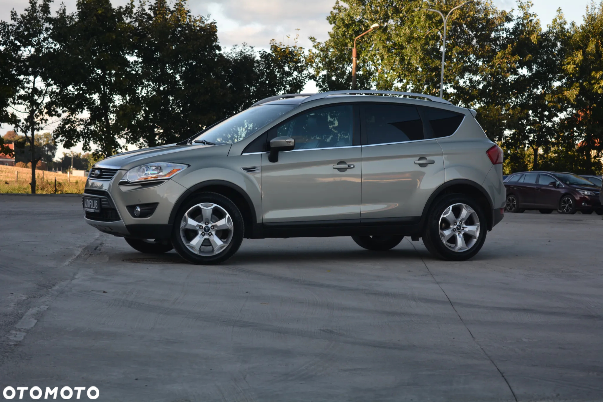Ford Kuga 2.0 TDCi 4x4 Titanium - 17