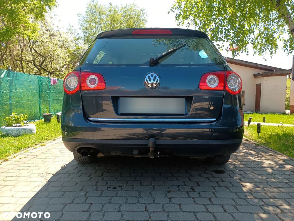 Volkswagen Passat 2.0 TDI Highline - 4
