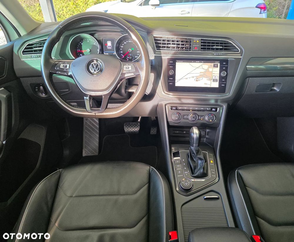 Volkswagen Tiguan 2.0 TDI SCR 4MOTION DSG Highline - 24