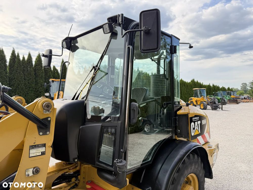 Caterpillar CAT 906 H / ŁADNA / SILNA / ORYGINAŁ  / ZADBANA / SPROWADZONA Z NIEMIEC / MAŁE GABARYTY / BEZ DPF I ADBLUE / 60 70 M 506 509 L30 L35 908 907 320 318 750 850 - 25