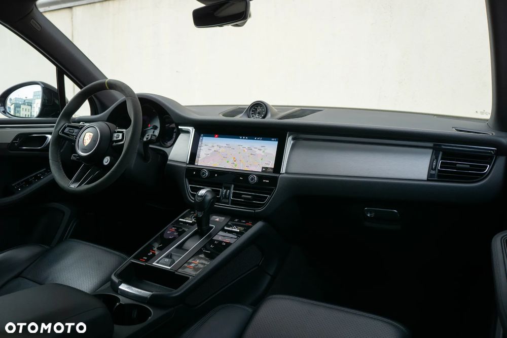 Porsche Macan S - 19