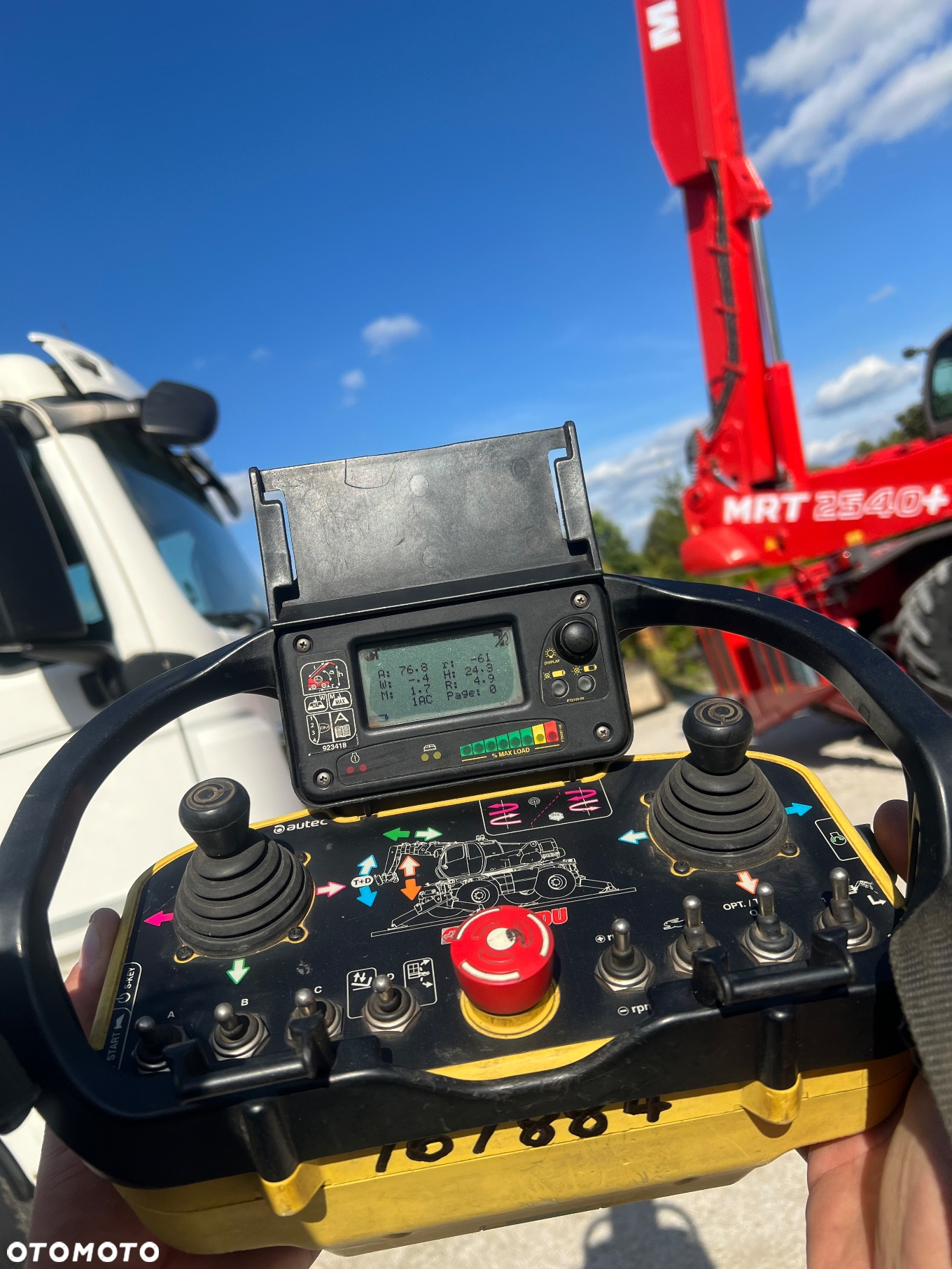 Manitou MANITOU ŁADOWARKA ROTO  widły  Manitou MRT 2540 Privilege Plus PILOT obrotowa 360 dodatkowa hydraulika  2150 2540 1840 2550 wys 24,6m zasięg 17.5 tony silnik MERCEDES opony Michelin 110kw ks.serw 2015r 1 wł manitka roto ładowarka obrotowa - 15