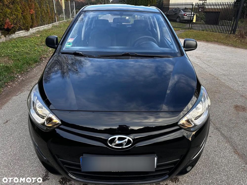 Hyundai i20 - 12