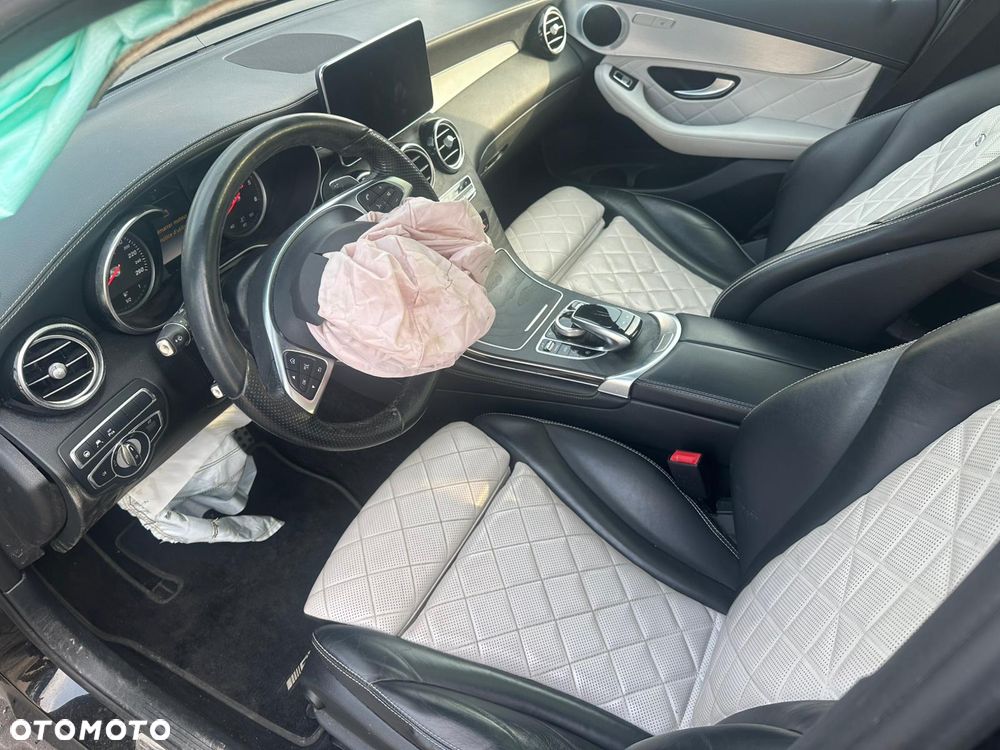 Mercedes-Benz GLC - 21