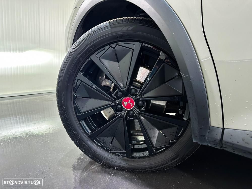 DS DS7 Crossback E-Tense Performance Line EAT8 - 35