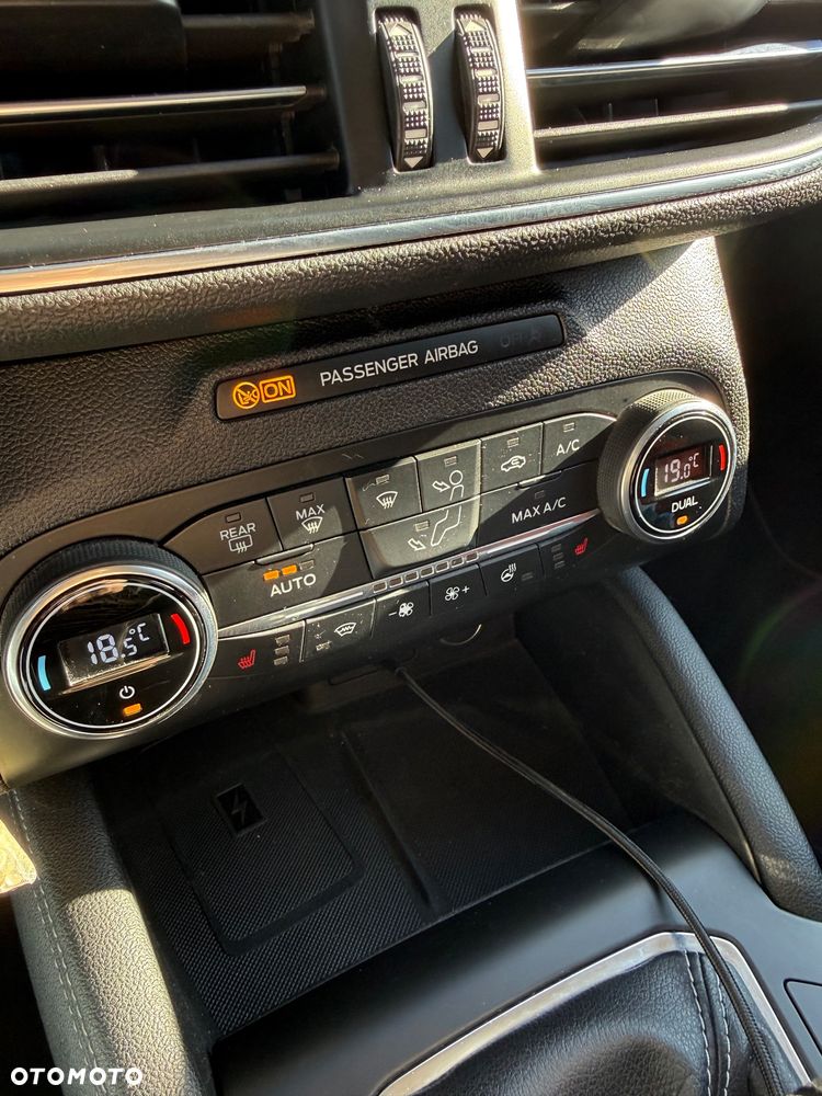 Ford Focus 1.0 EcoBoost Titanium Business - 35