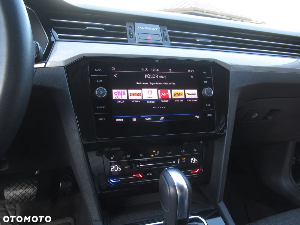 Volkswagen Passat 2.0 TDI EVO Business DSG - 18