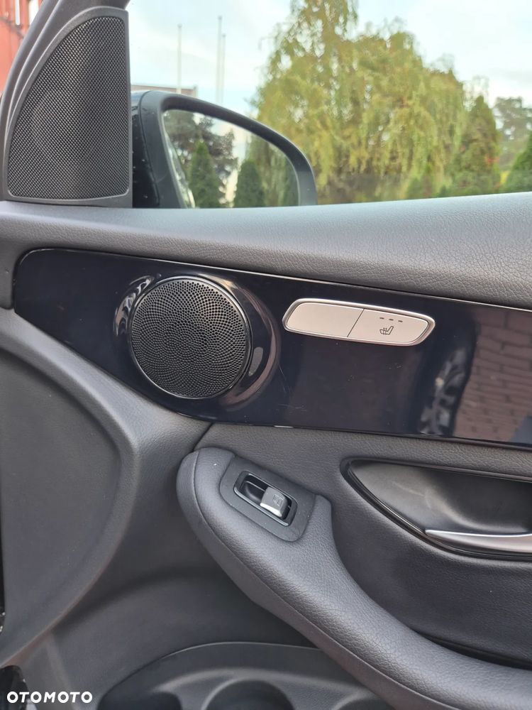 Mercedes-Benz GLC 300 d 4-Matic - 14