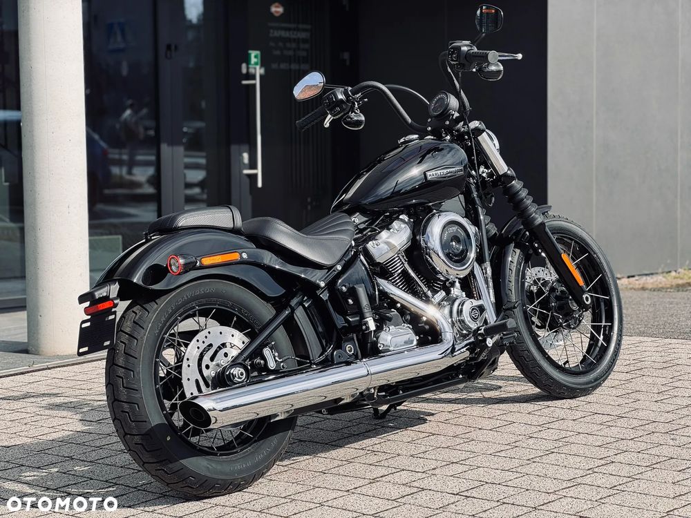 Harley-Davidson Softail Street Bob - 4