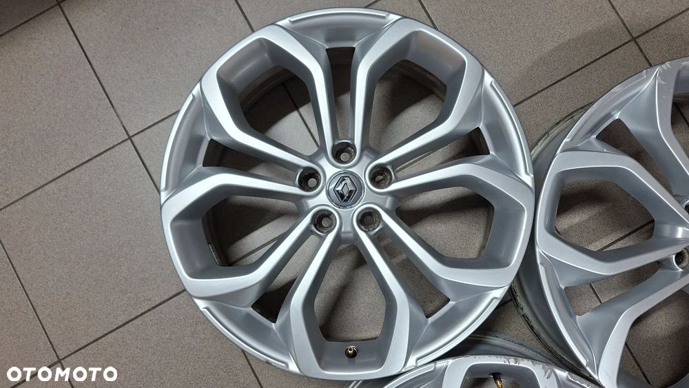 Felgi Aluminiowe 20 Renault Scenic IV 5x114.3 ET 33 Silverstone - 11