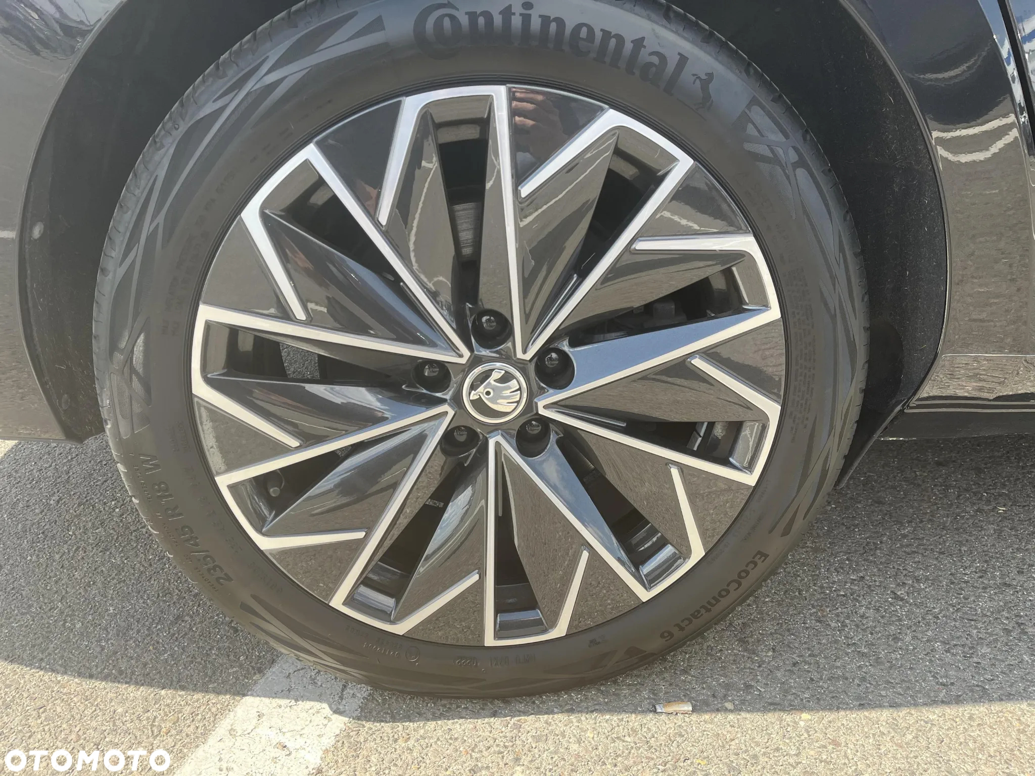 Skoda Superb 2.0 TSI 4x4 L&K DSG - 19