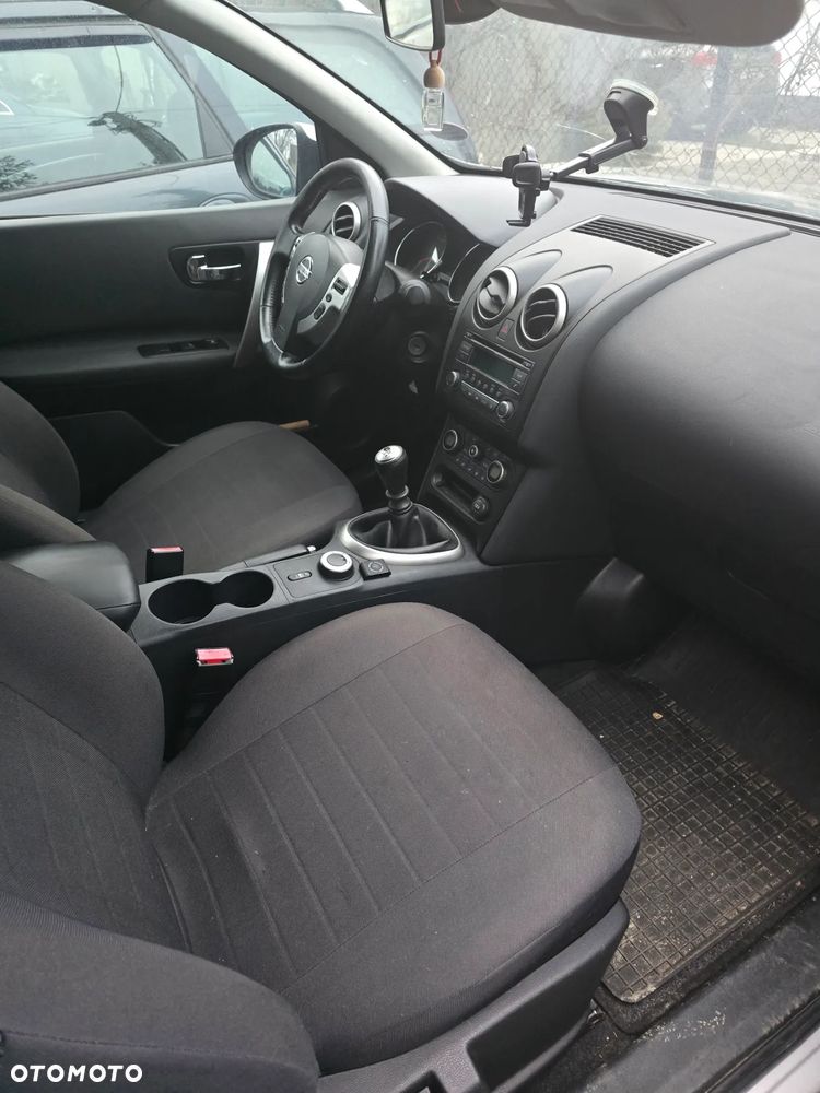 Nissan Qashqai 2.0 4x4 Tekna - 6