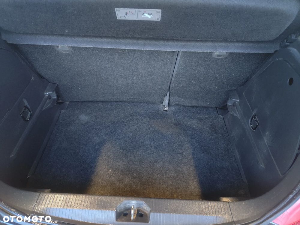 Opel Corsa 1.4 16V Cosmo - 22