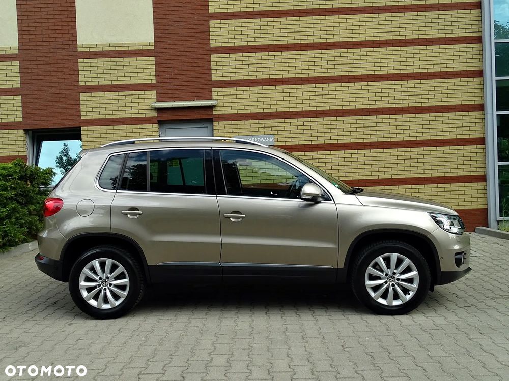 Volkswagen Tiguan 2.0 TDI DPF BlueMotion Technology Sport & Style - 11