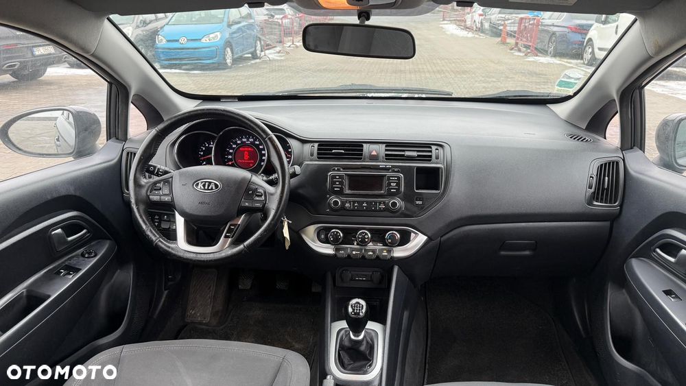Kia Rio 1.1 CRDI Dream-Team Edition - 8