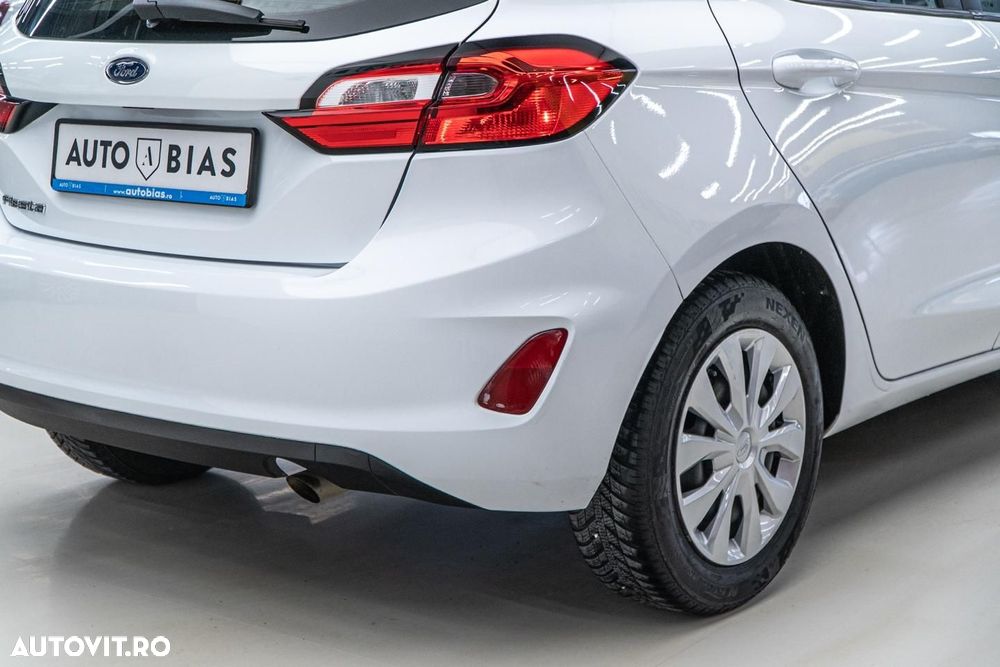 Ford Fiesta 1.1 Trend Connected - 41