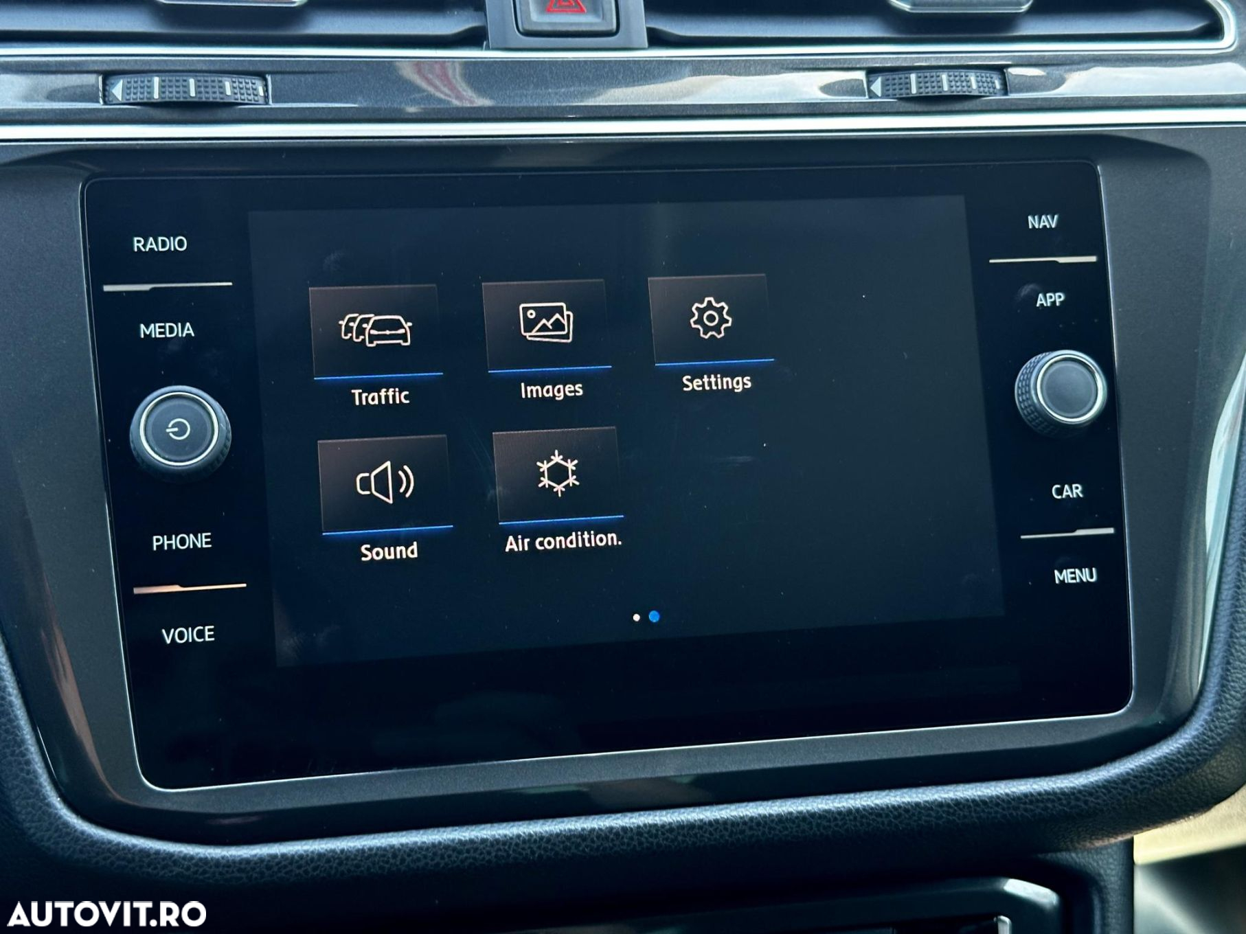 Volkswagen Tiguan - 14