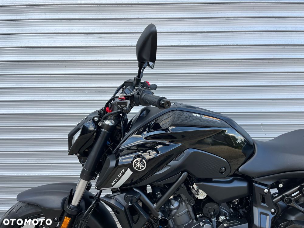 Yamaha MT - 37