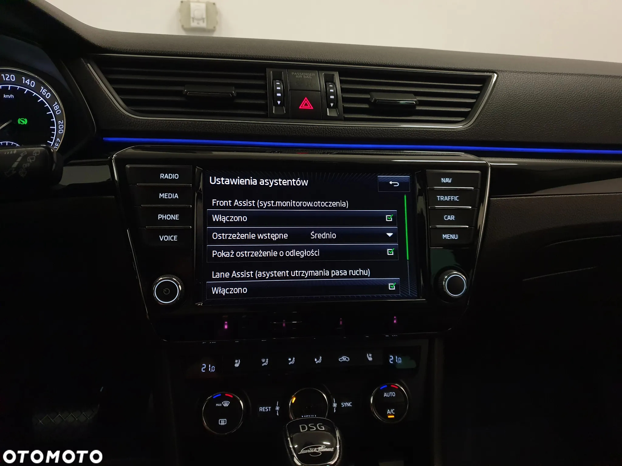 Skoda Superb 2.0 TDI 4x4 L&K DSG - 22