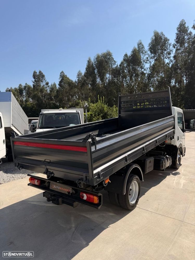 Nissan Cabstar 3.0 TRIBASCULANTE C/IVA Dedutivel - 8