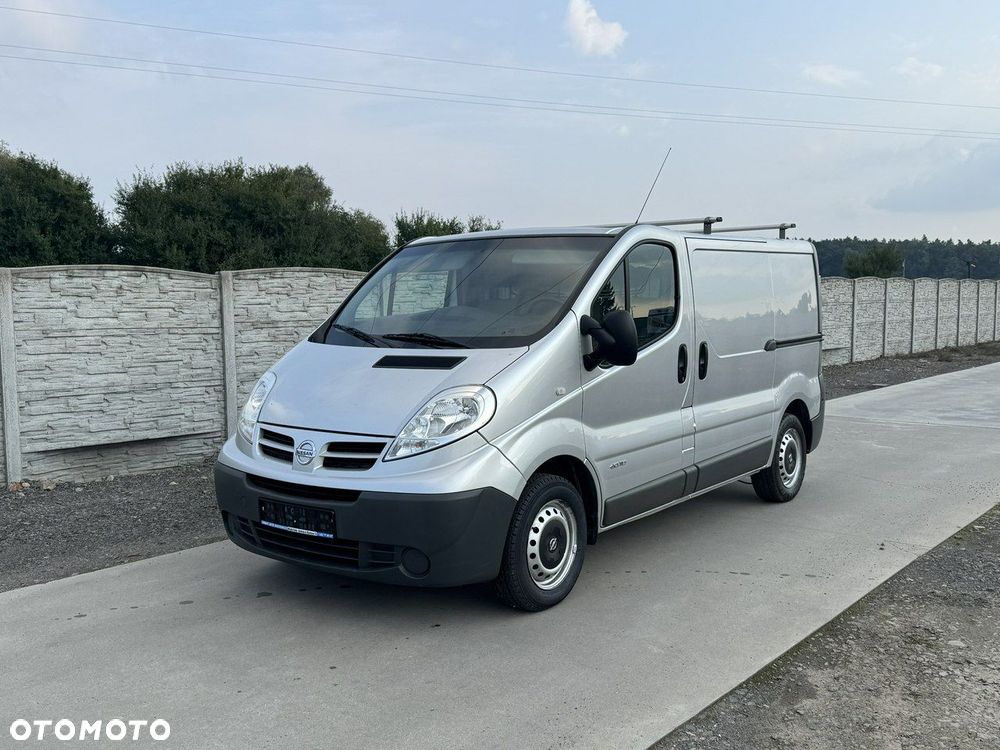Nissan Interstar - 1