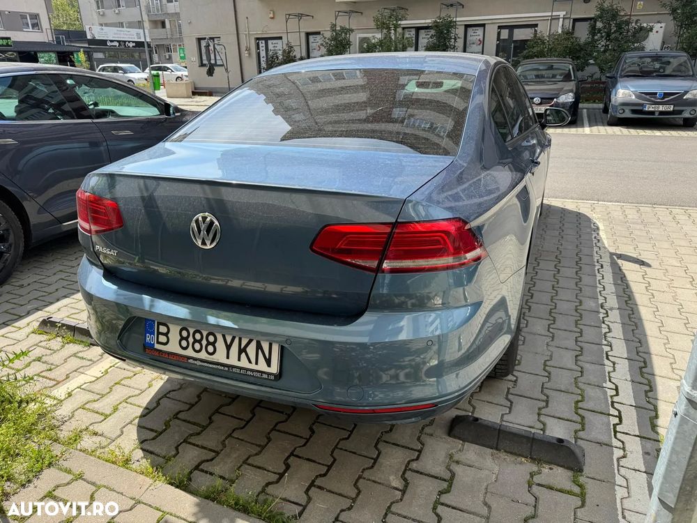 Volkswagen Passat 1.6 TDI Comfortline - 4