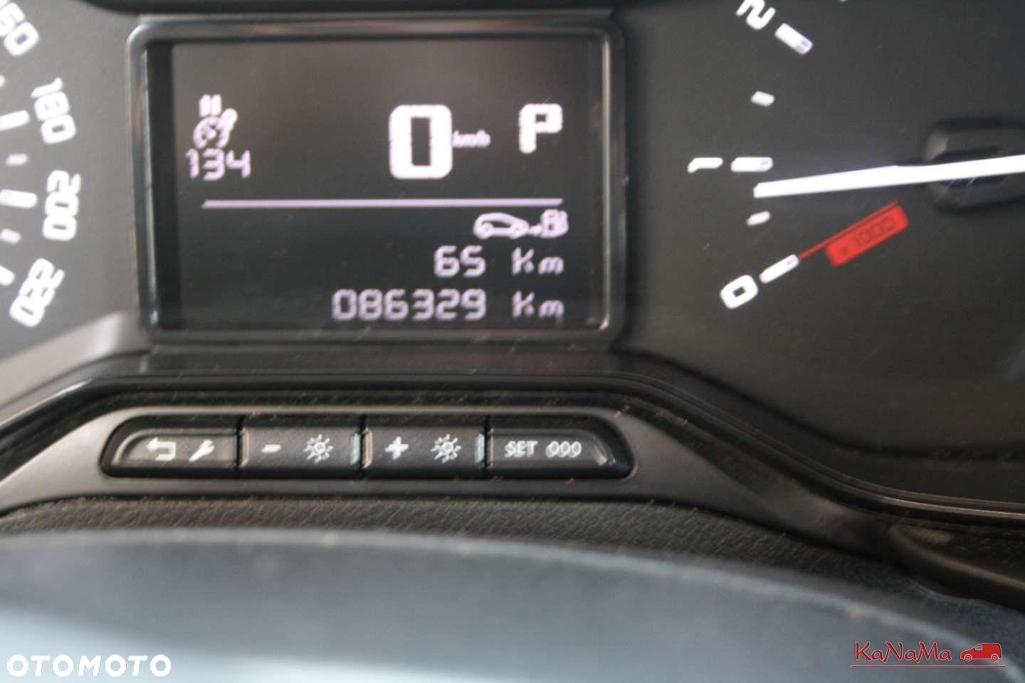 Toyota Proace City - 38