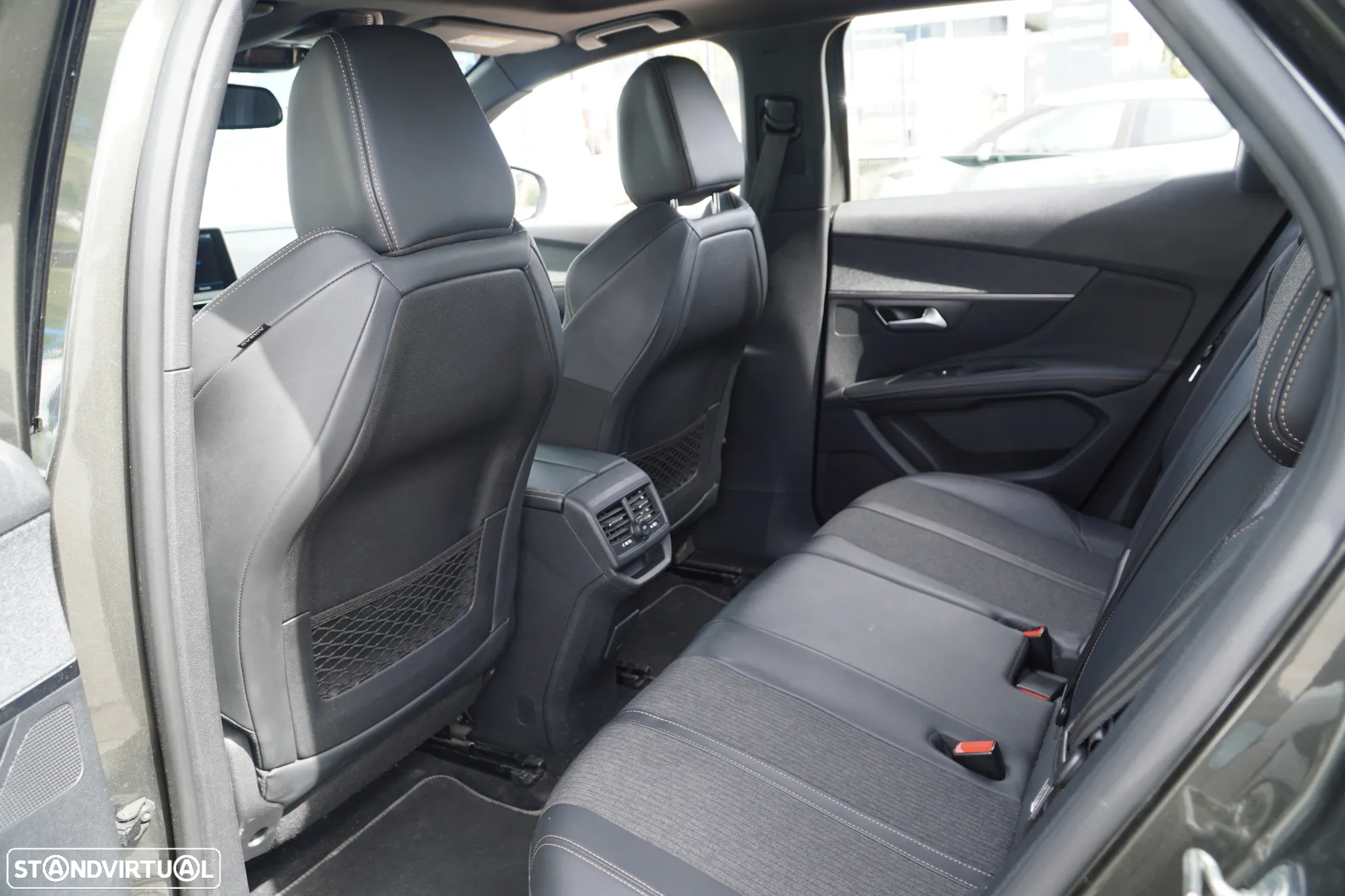 Peugeot 3008 1.5 BlueHDi GT Line - 15