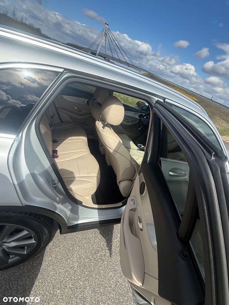 Mercedes-Benz GLC - 14